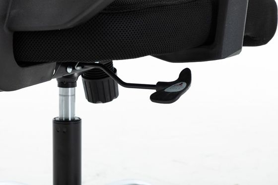 Cadeira de escritório giratória com design ergonômico e suporte de costas ajustável