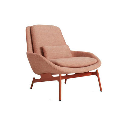 A cadeira de sofá simples e moderna é a cadeira reclinável perfeita para a área de relaxamento do seu café