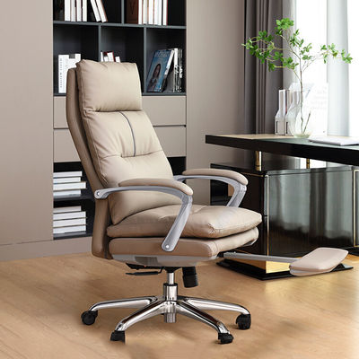 Cadeira de escritório de couro genuíno reclinável com apoio de pé de altura ajustável e design moderno