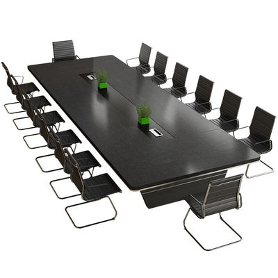 Mesa de conferências em preto para formação criativa em hotéis e hospitais