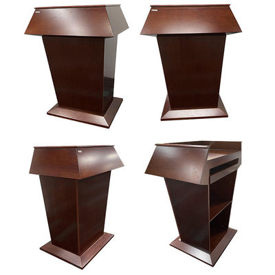 Elegante Mestre de Cerimônias Falando Podium de Mesa para uma simples recepção de boas-vindas moderna
