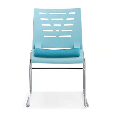 Cadeira de sala de reuniões de escritório de braços fixos PP com design empilhável e cor opcional