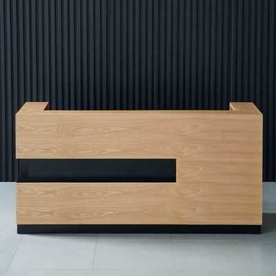 Mesa de recepção de canto de madeira maciça para loja de roupas de hotel e empresa mesa de recepção