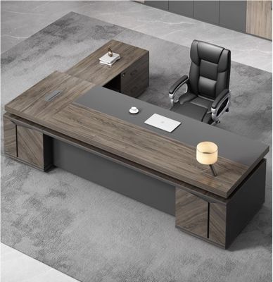 Mobiliário de escritório comercial de luxo Escritório executivo Chefe Mesa para eficiência de escritório