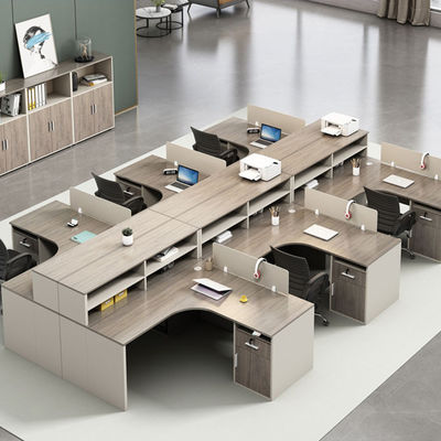 Sistema de escritório modular para 4 pessoas Móveis de escritório personalizáveis em design moderno