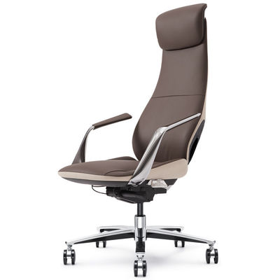 Cadeira de escritório com design ergonômico e material de couro sintético