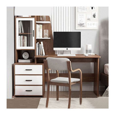 Mesa de computador minimalista com estante de livros e armário de gaveta